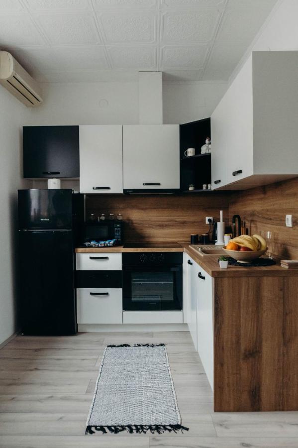 Holy Apartment Dakovo Exterior photo