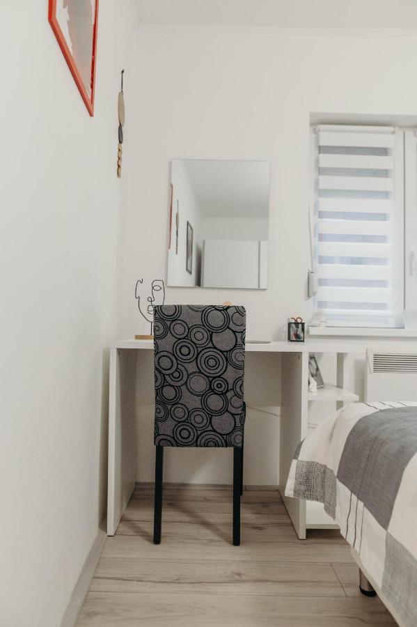 Holy Apartment Dakovo Exterior photo